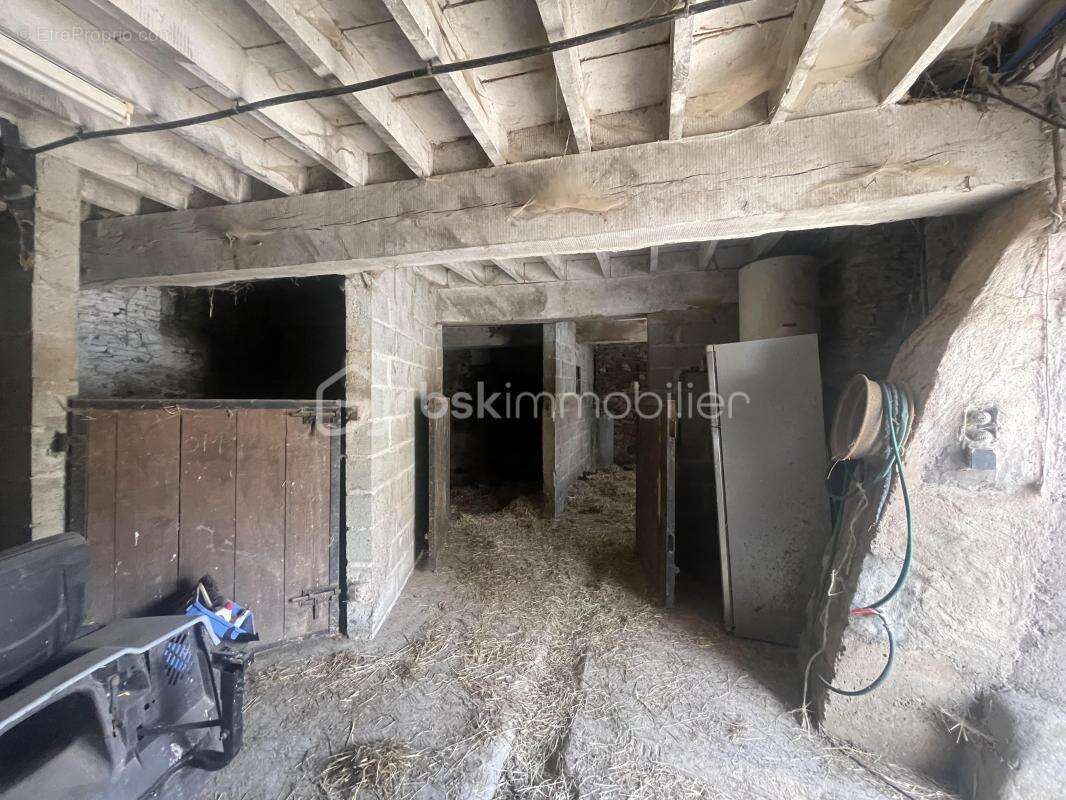 Maison à CERISY-LA-FORET