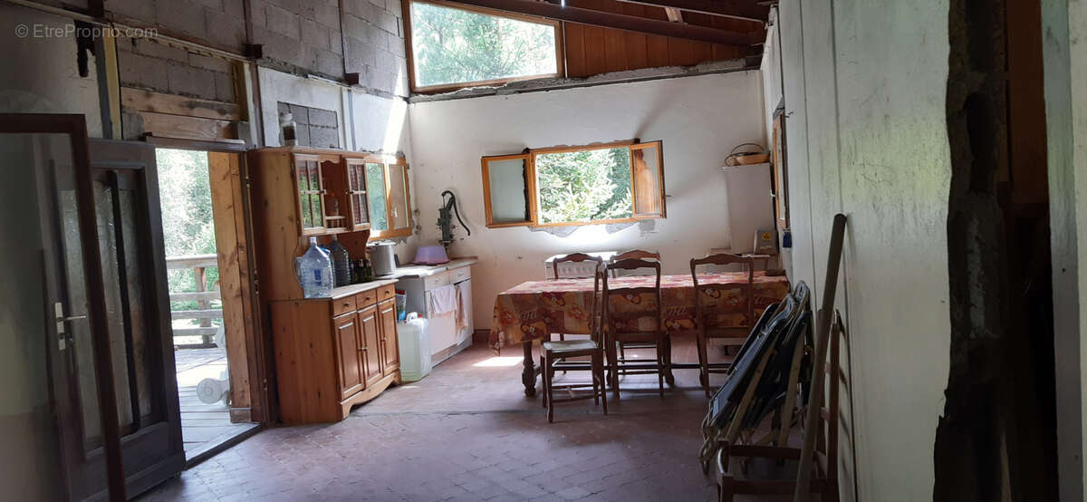 Etang vidangeable sur 0.70 ha avec Maisonnette - photo 6