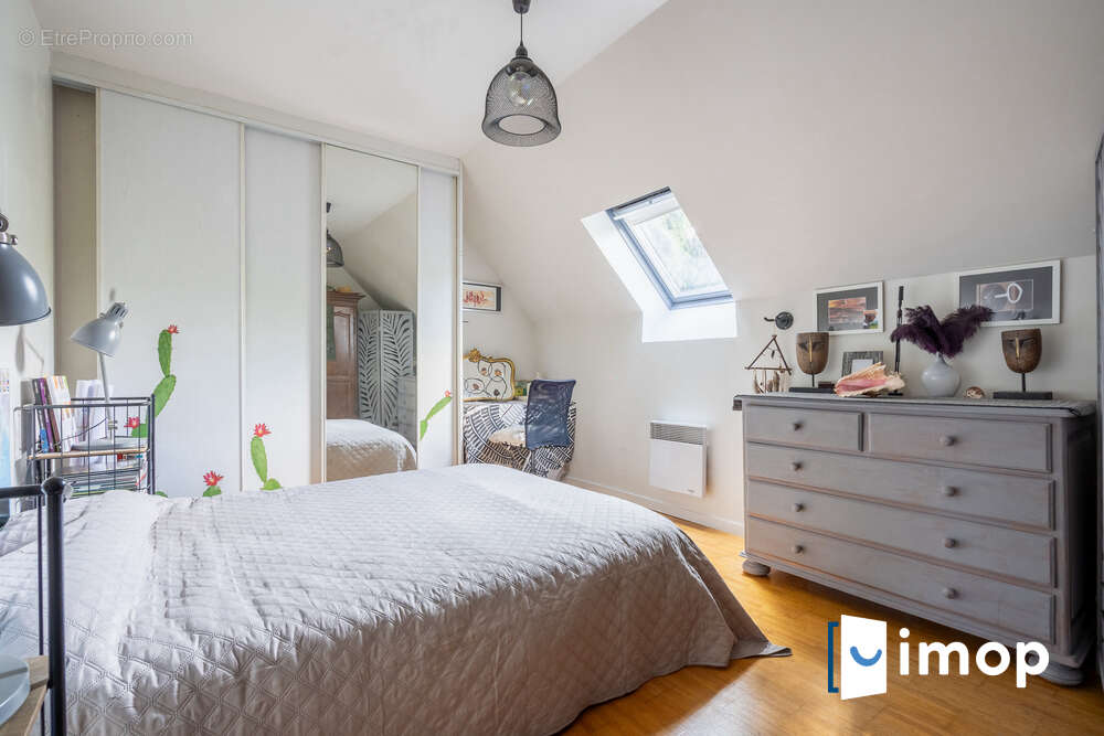 Maison à VILLIERS-SUR-MARNE