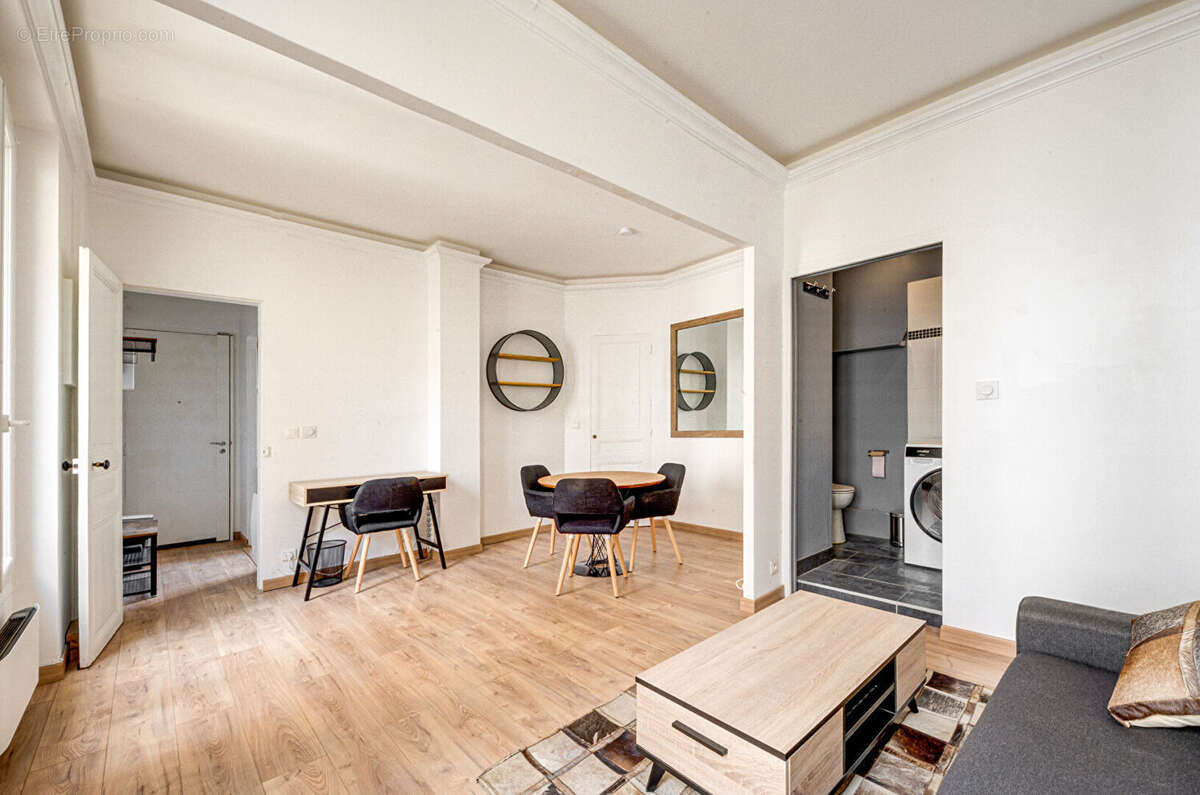 Appartement à PARIS-19E