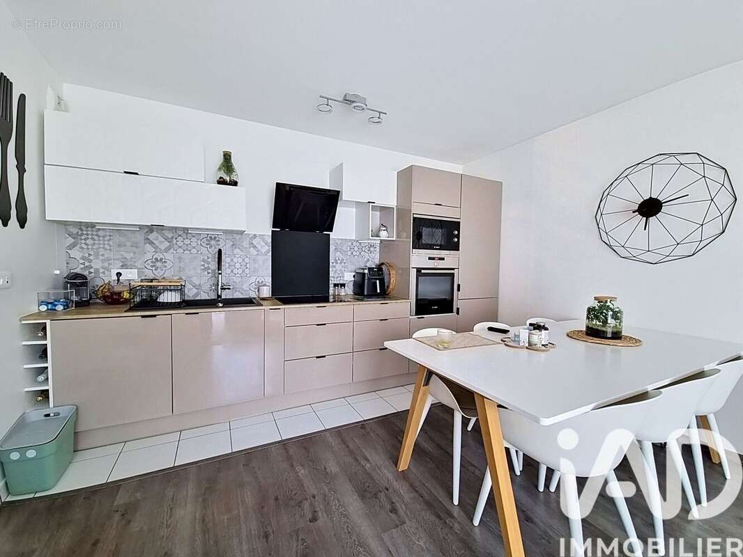 Photo 3 - Appartement à FLEURY-MEROGIS