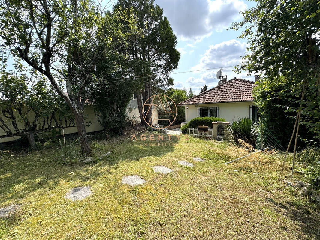 Maison 108 m² à Louvres  - photo 6