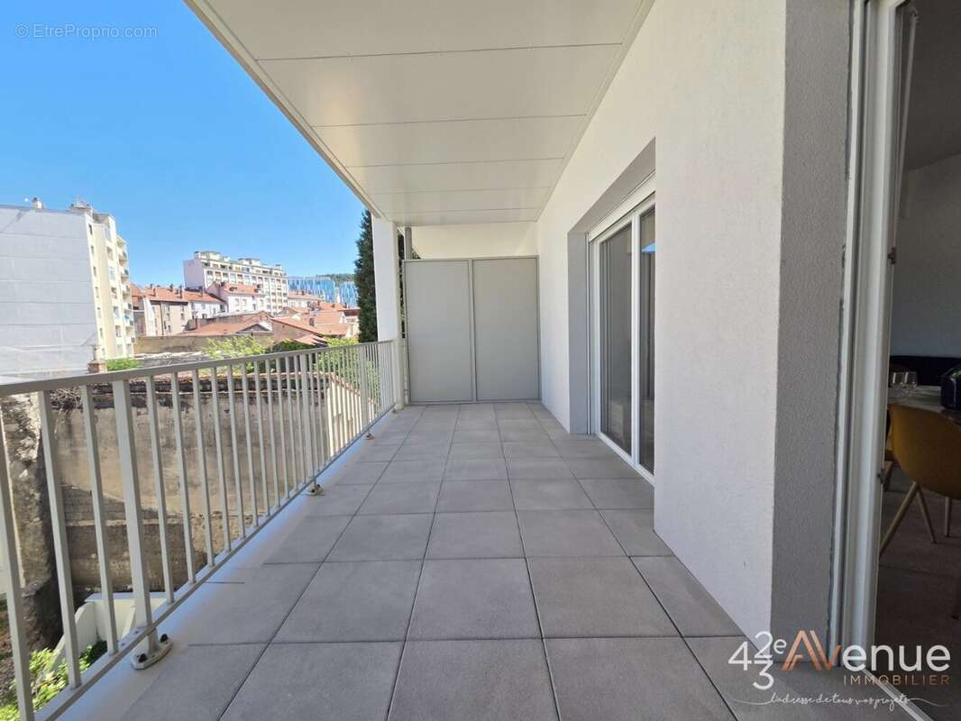 Appartement à SAINT-ETIENNE