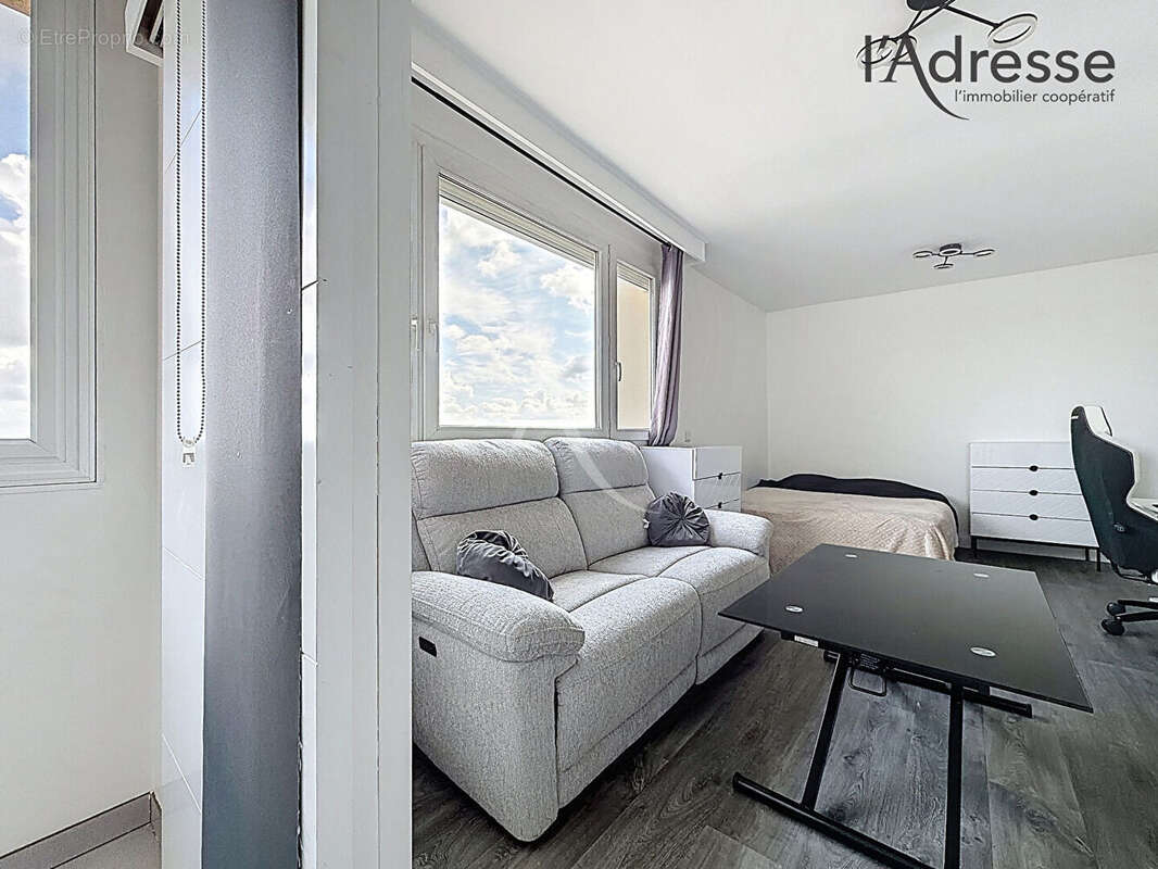 Appartement à SURESNES