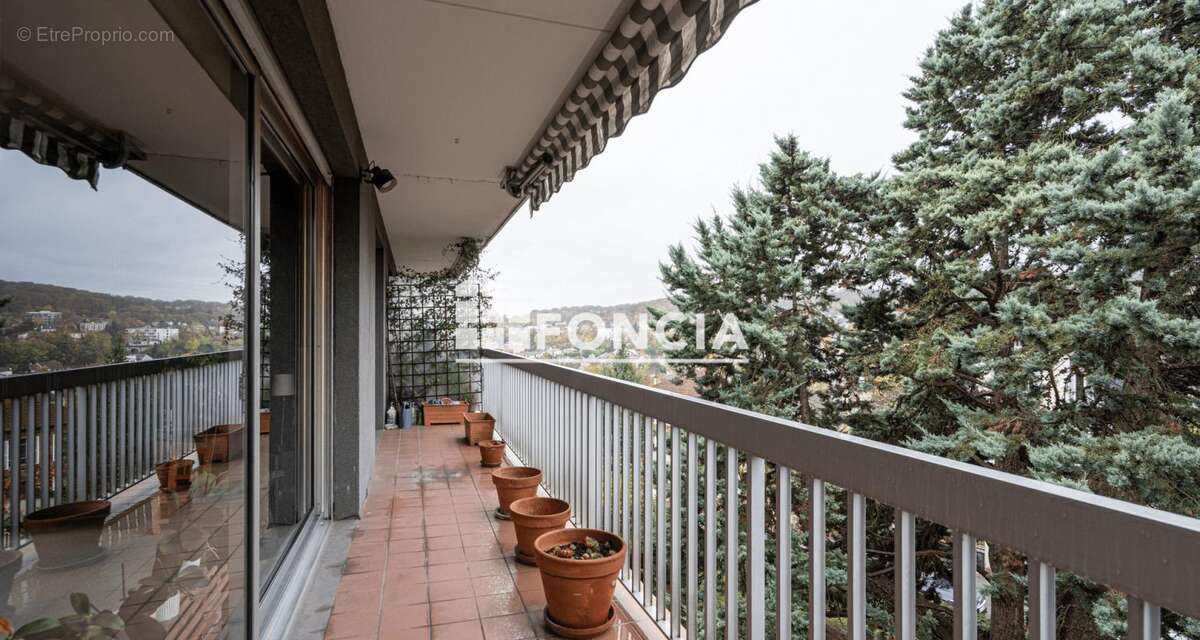 Appartement à SEVRES