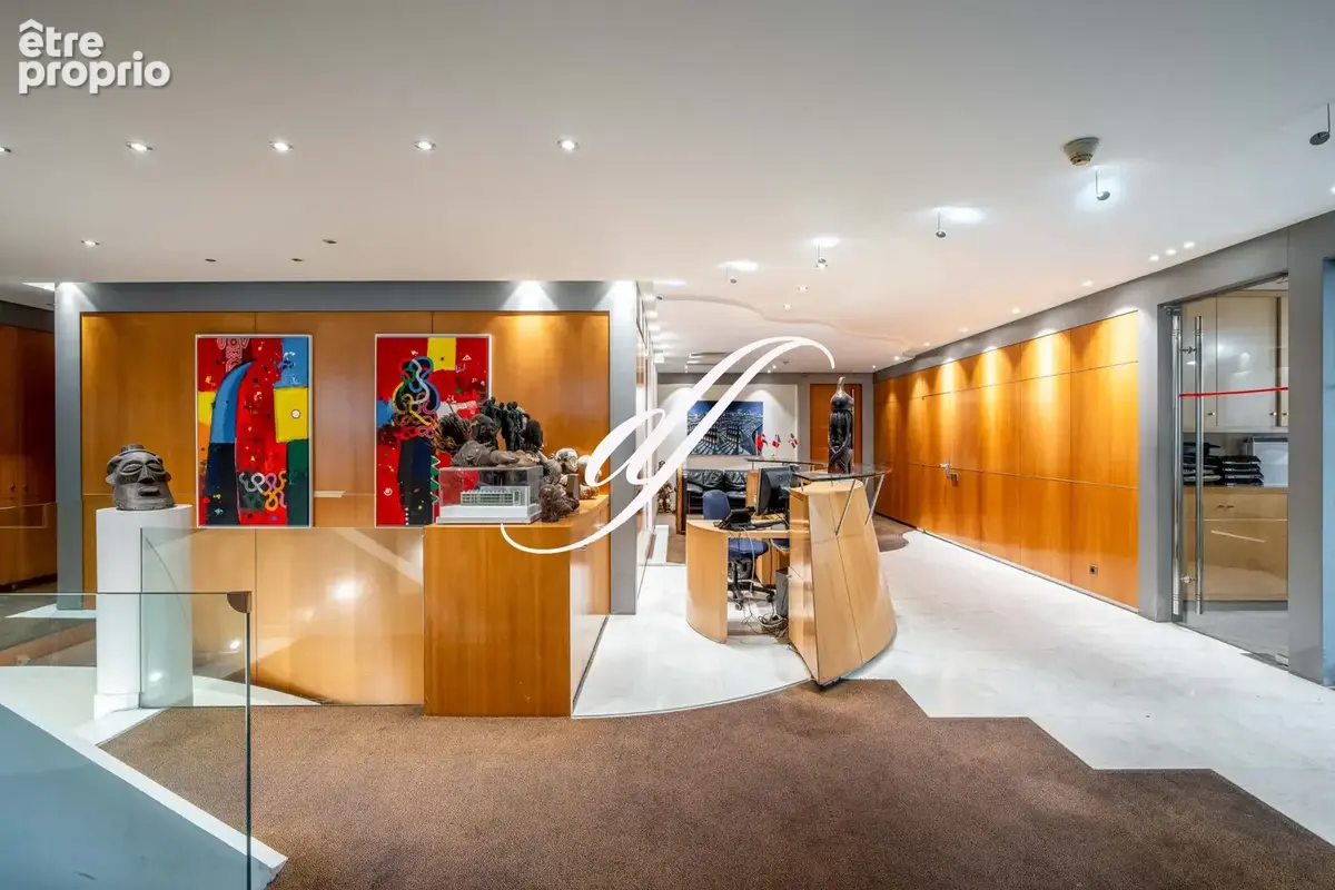 Commerce 761 m² à vendre à Saint-Cloud (92210) - photo 2