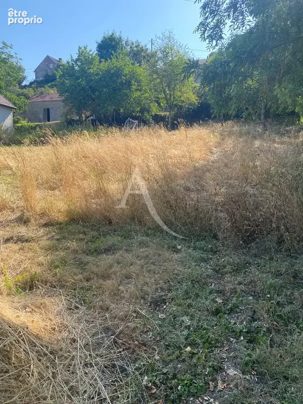 Garage et son terrain attenant à bâtir - GRENANT-LES-SOMBERNON - photo 11
