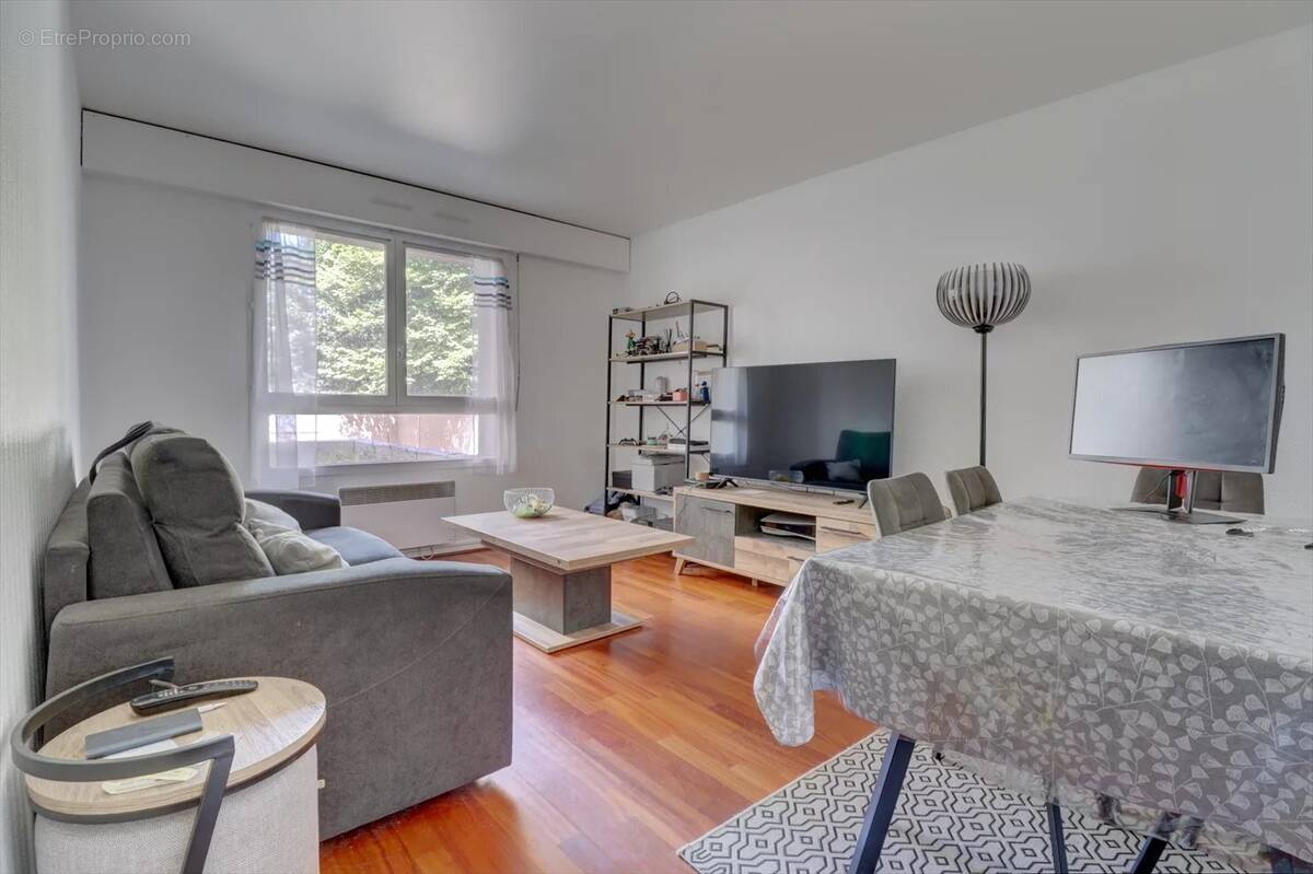 Appartement à LE KREMLIN-BICETRE