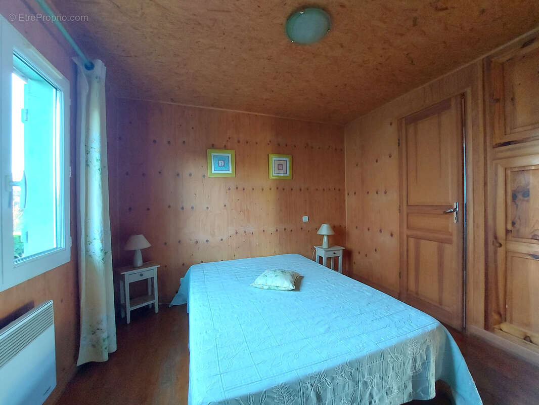 Maison à SAINT-MAMET-LA-SALVETAT