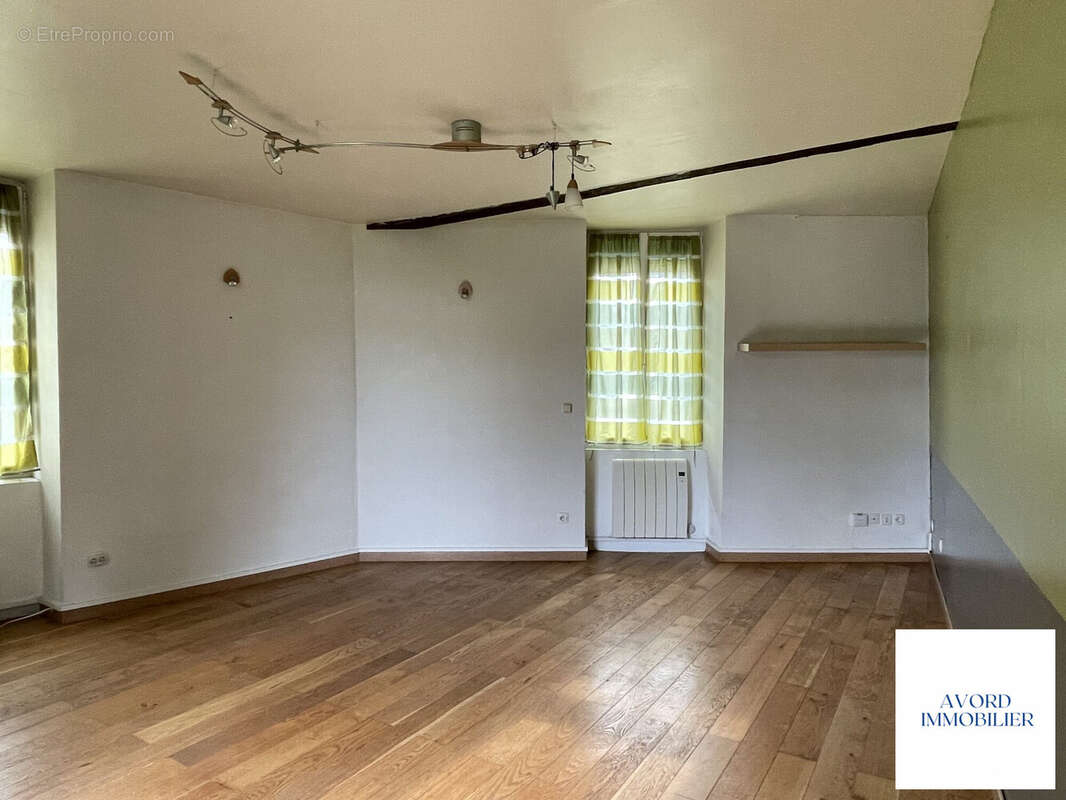 Maison à FARGES-EN-SEPTAINE