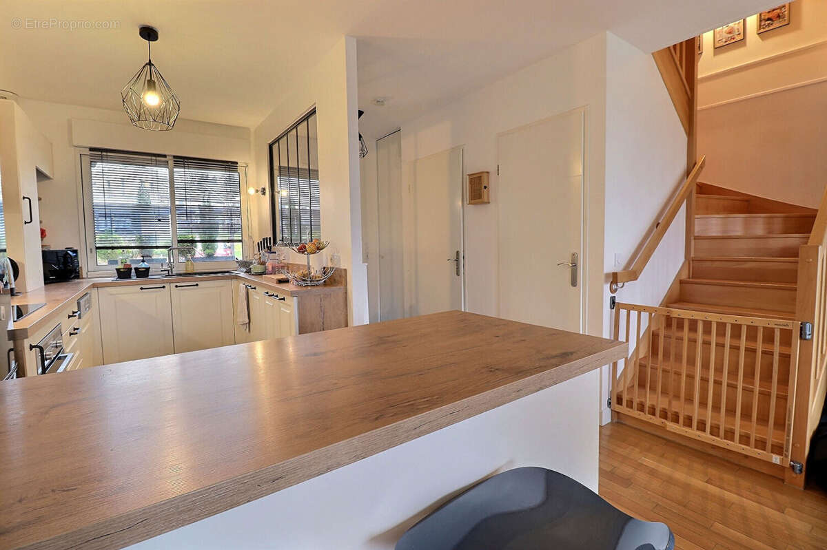 Maison à MAREIL-MARLY