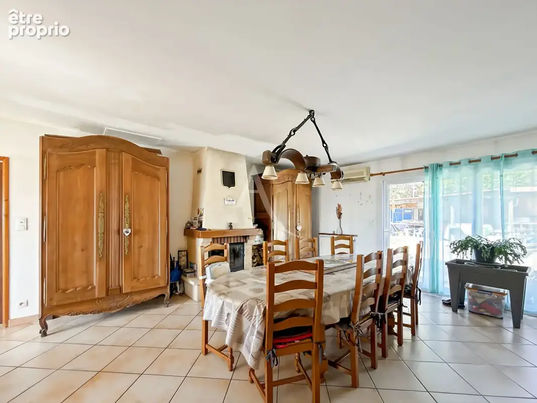 Saint-Jean-de-Monts - Grande maison familiale de 180 m² sur terrain constructible de 1 418 m² - photo 3