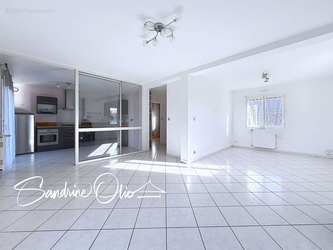 Photo 3 - Maison à MONDEVILLE