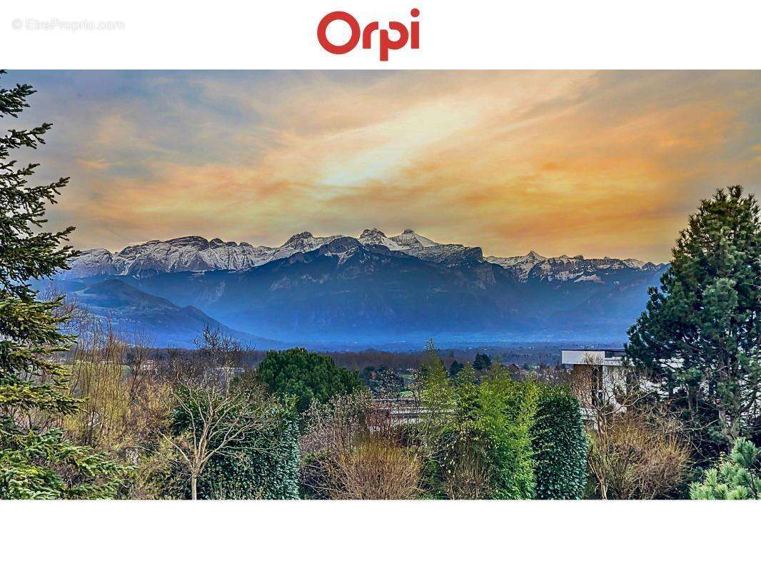 Maison à VETRAZ-MONTHOUX