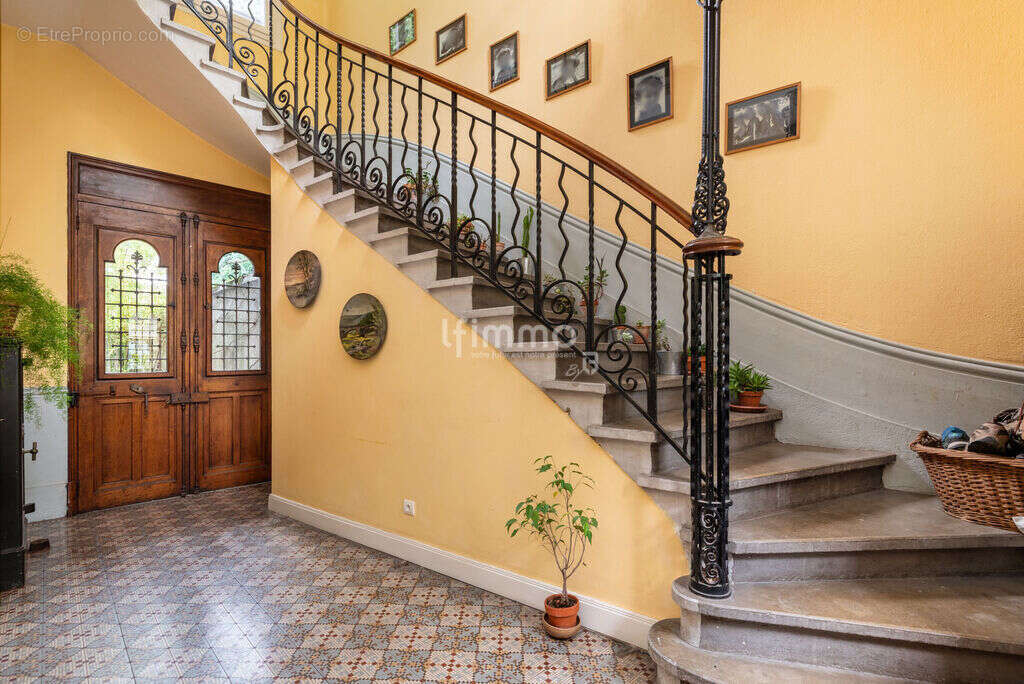 435 m² pour Coworquie  étudiante ou intergénérationnelle - photo 15