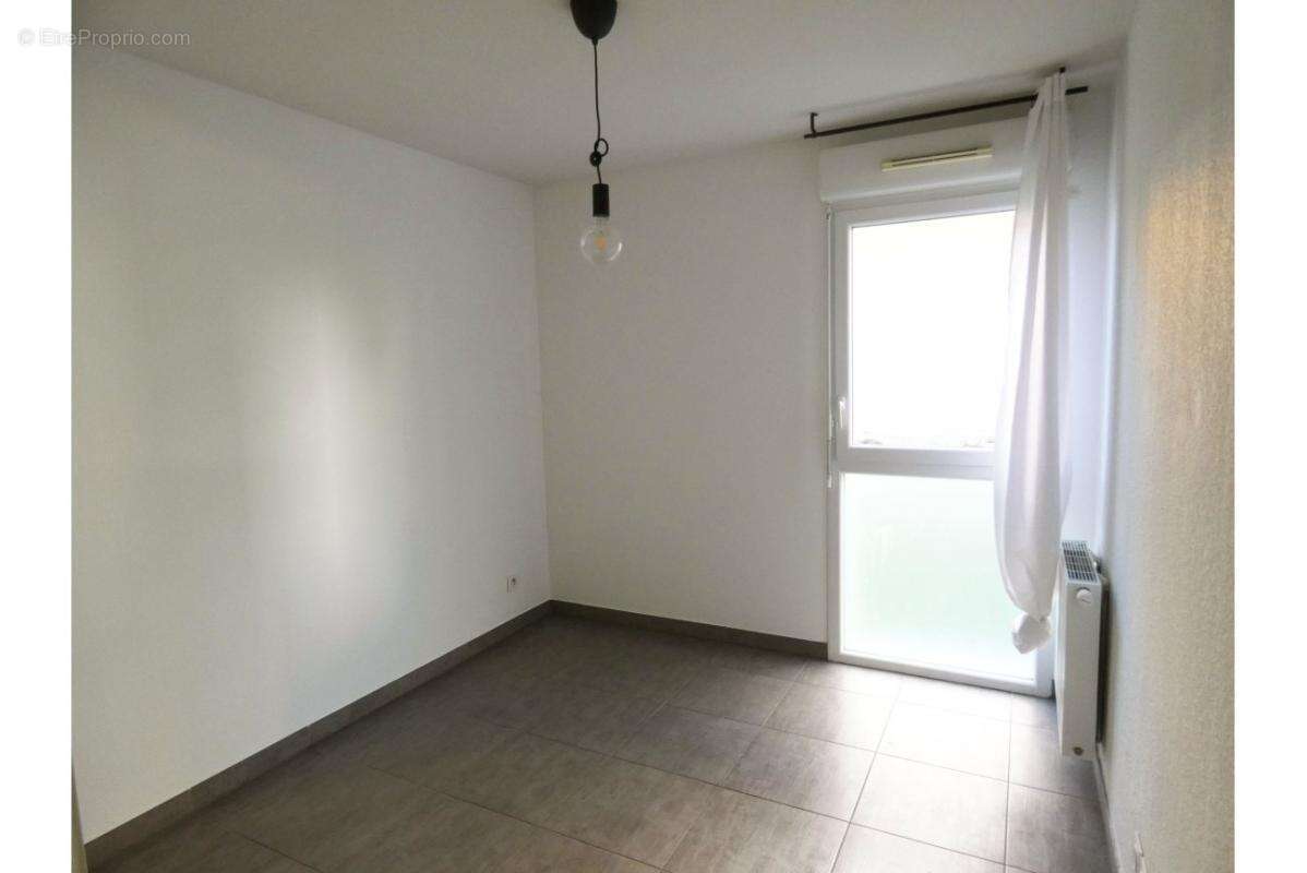 Appartement à JUVIGNAC