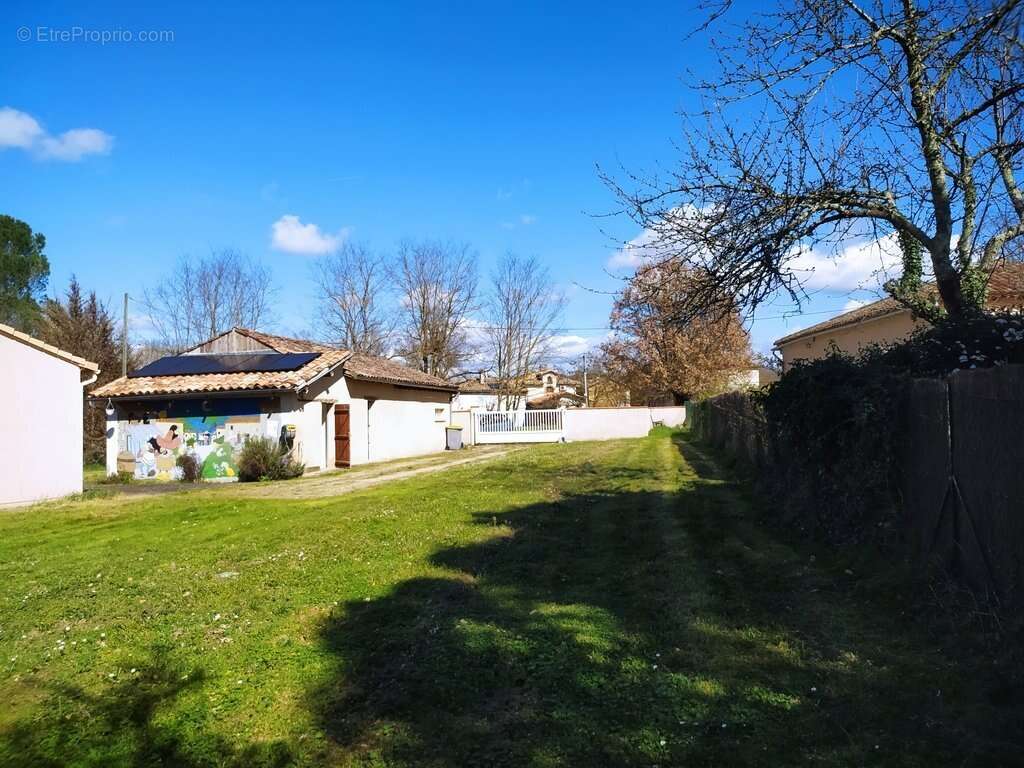 Maison à MONTRICOUX
