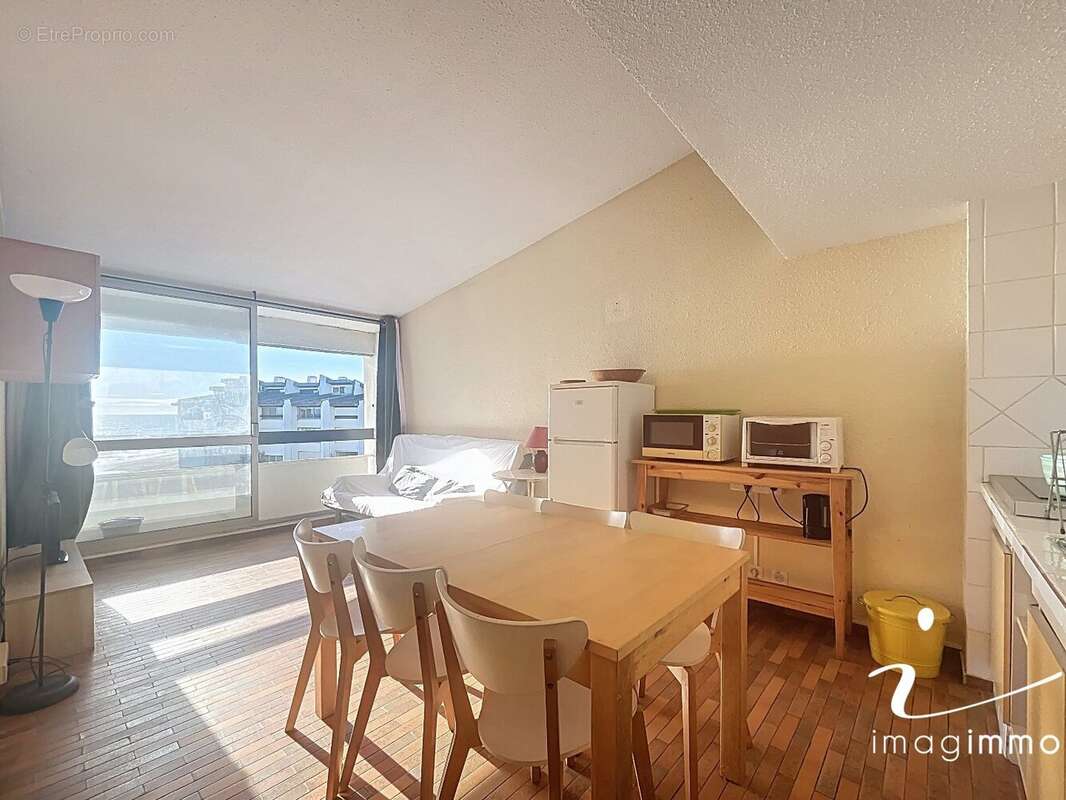 Appartement à CANDILLARGUES