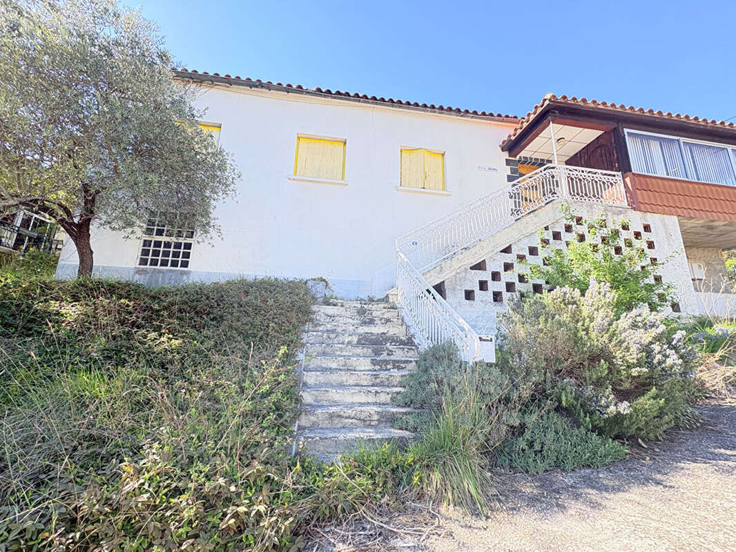 Maison à GINOLES