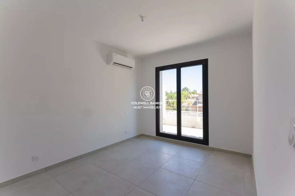 Sainte Marie: Maison neuve à 200m de la plage - photo 7