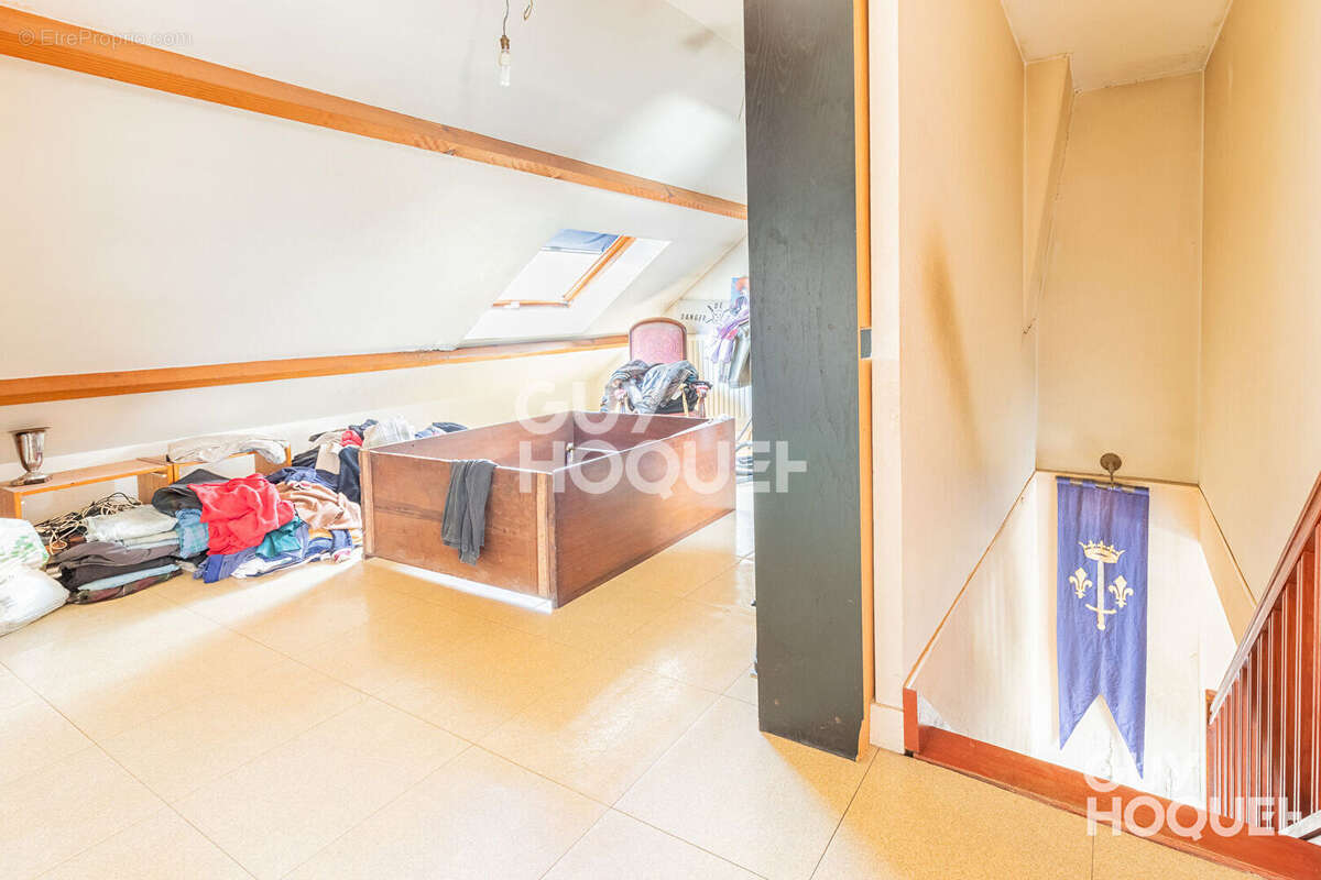 Maison à SAVIGNY-SUR-ORGE