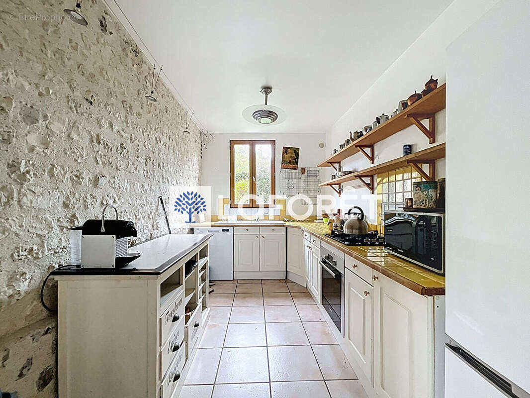 Maison à SAINT-MARTIN-DE-BOSCHERVILLE