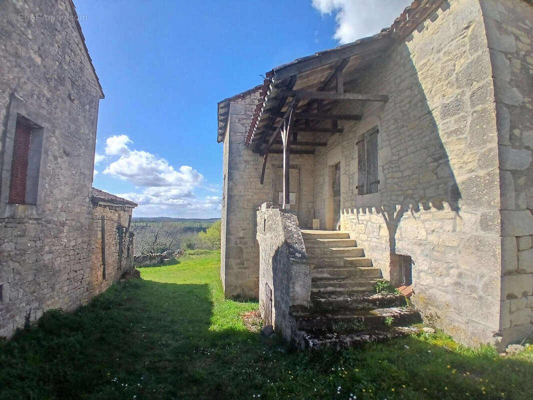 17612 - Maison à CAHORS