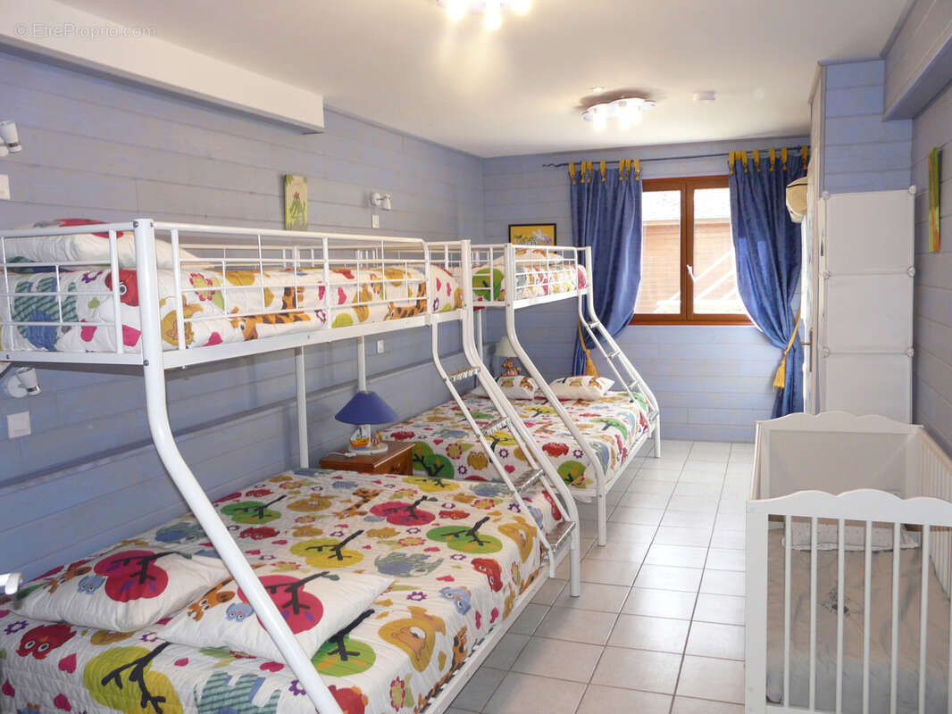 Maison à LES ANGLES