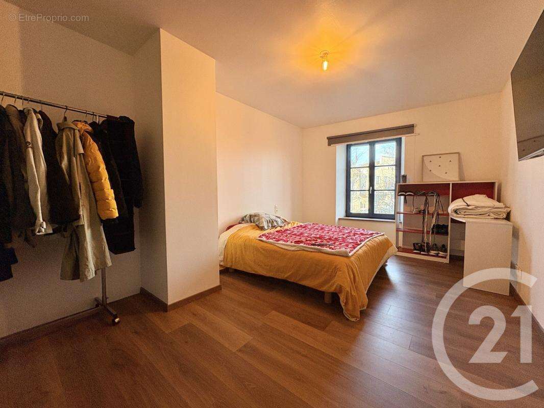 Maison à SAINT-JUNIEN