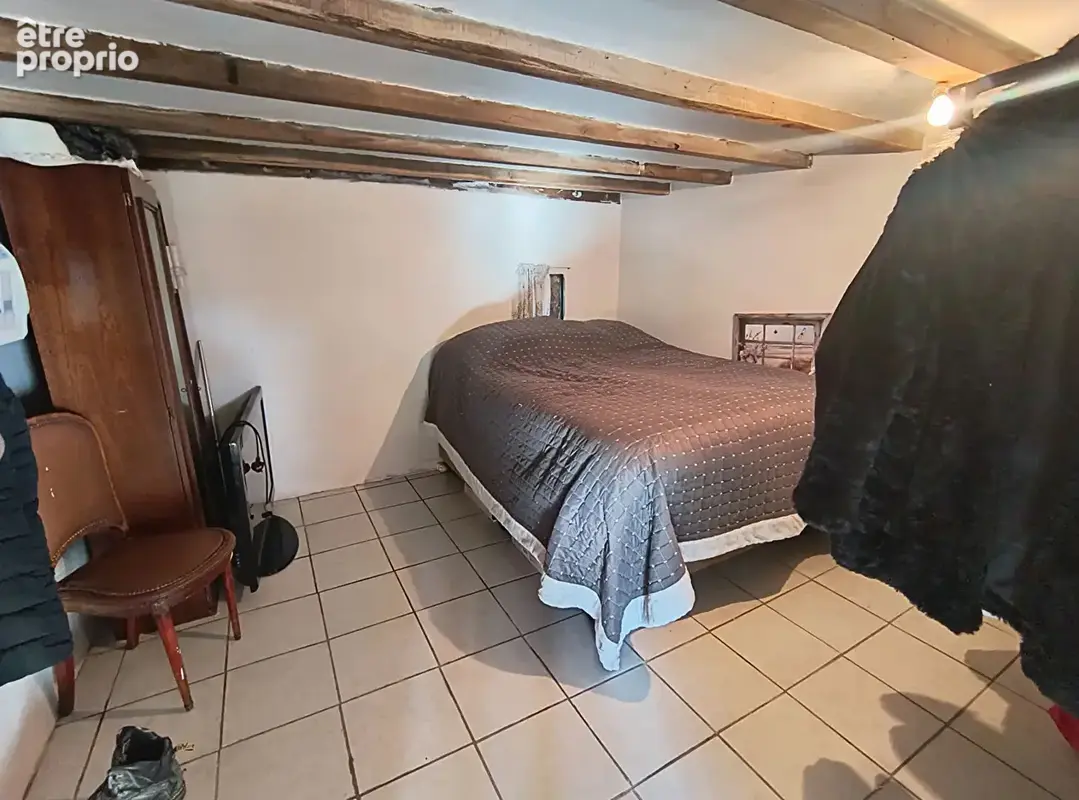 CREUSE - Maison polyvalente de 5 chambres avec piscine, dépendances et possibilité d'aménager un gîte - photo 9