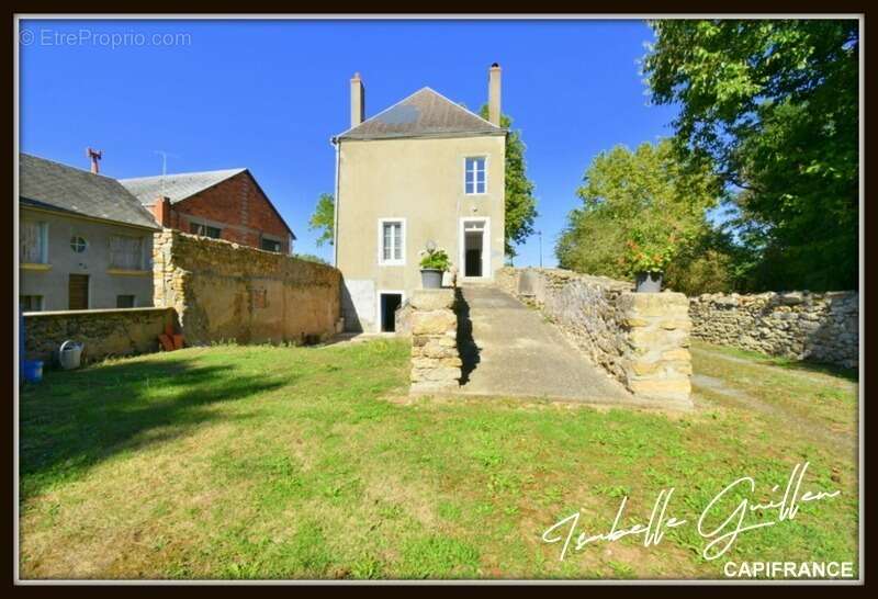 Maison à CHATEAUMEILLANT