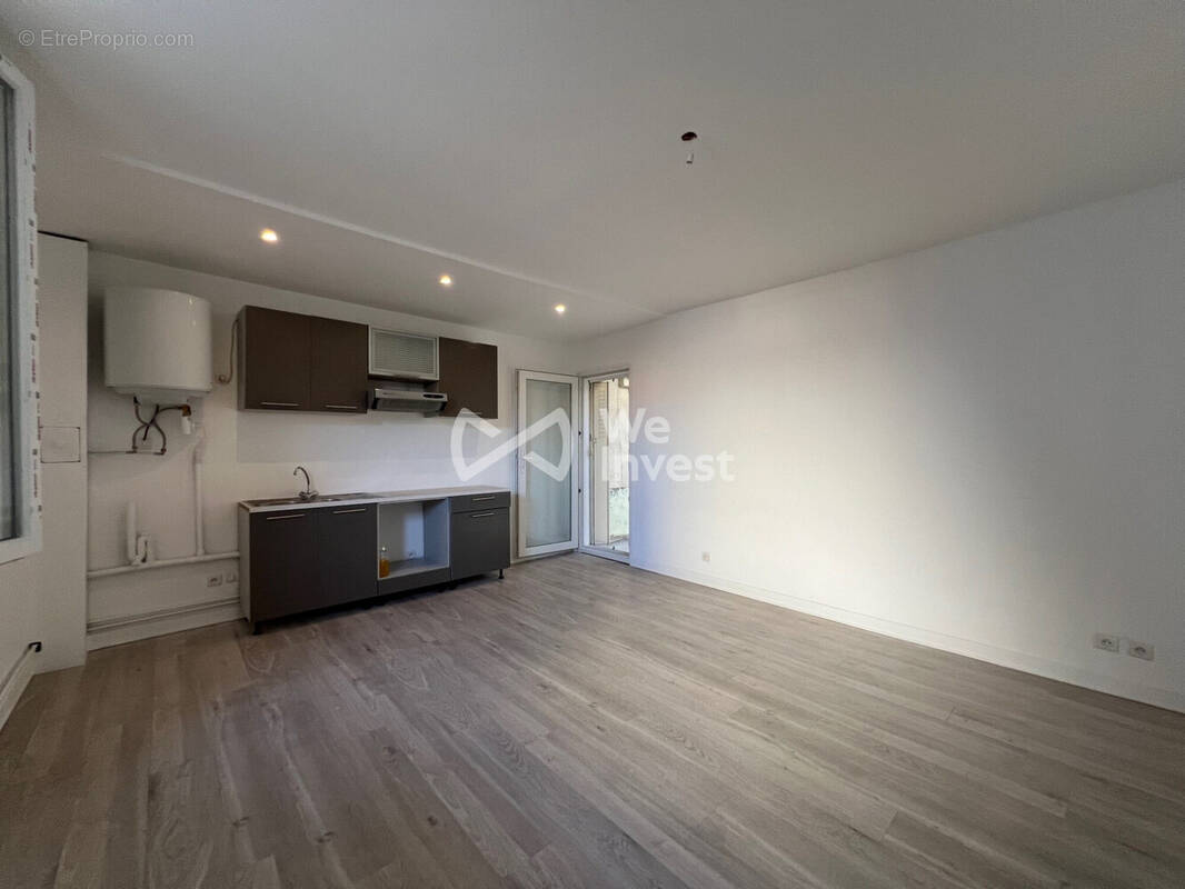 Appartement à IVRY-SUR-SEINE