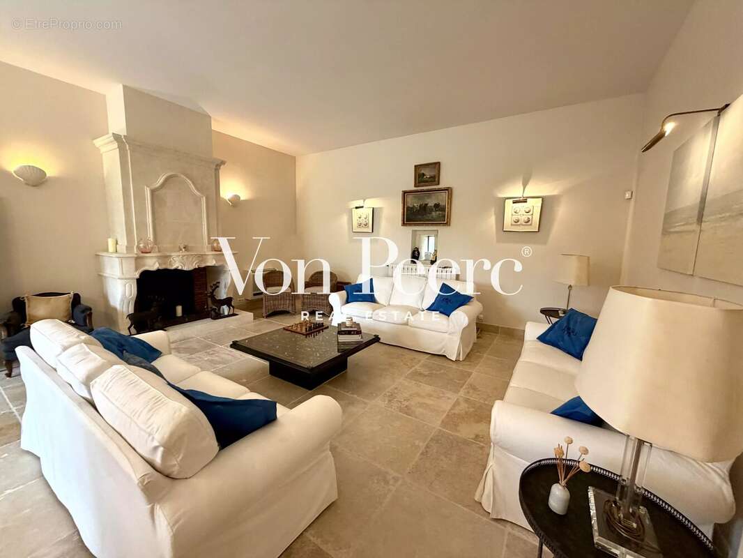 Maison à SAINT-REMY-DE-PROVENCE