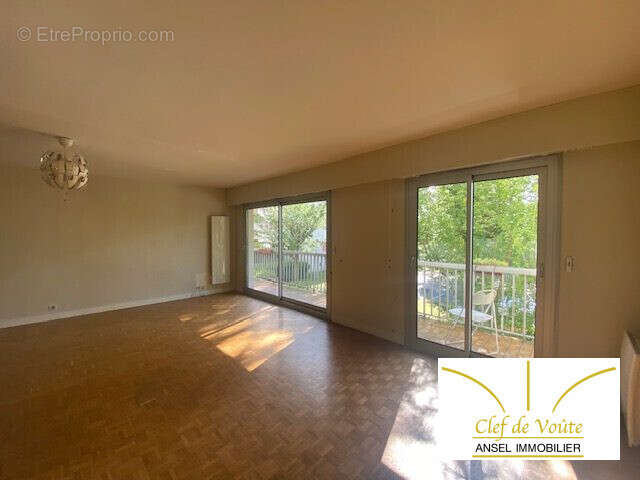 Appartement 104 m² à Rueil-Malmaison  - photo 3