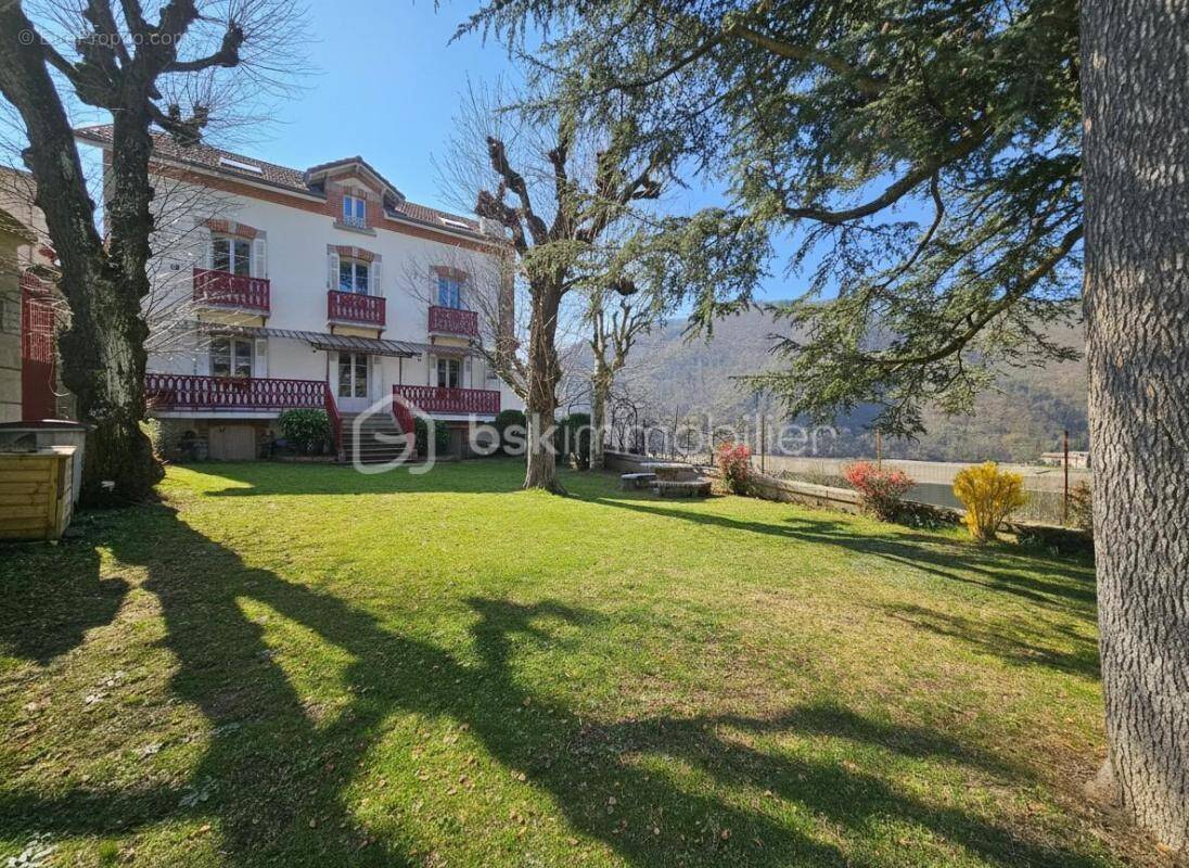 Maison à SAINT-PAUL-EN-CORNILLON