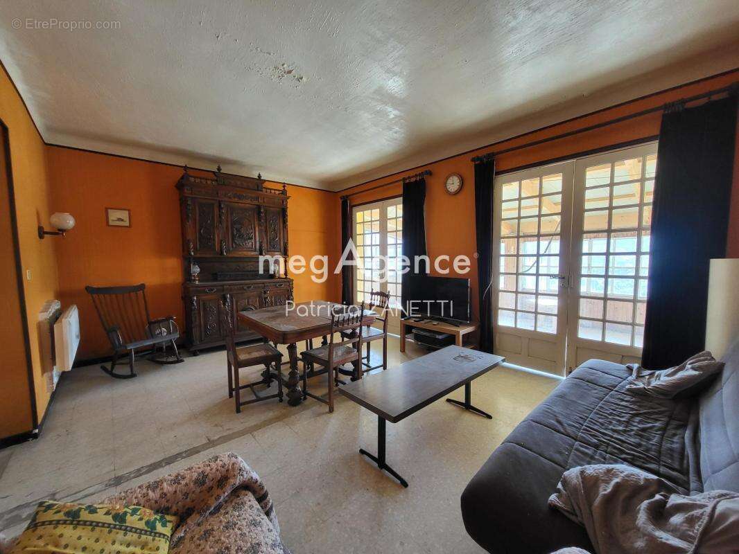 Maison 2 chambres, véranda, terrasse et garage - photo 3