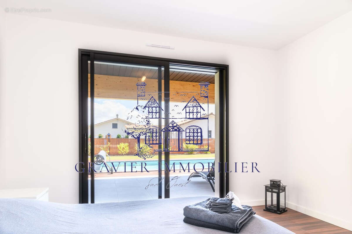 Maison à PONTENX-LES-FORGES