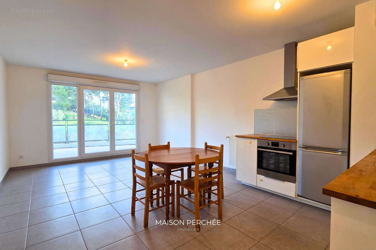 Appartement à MARSEILLE-12E