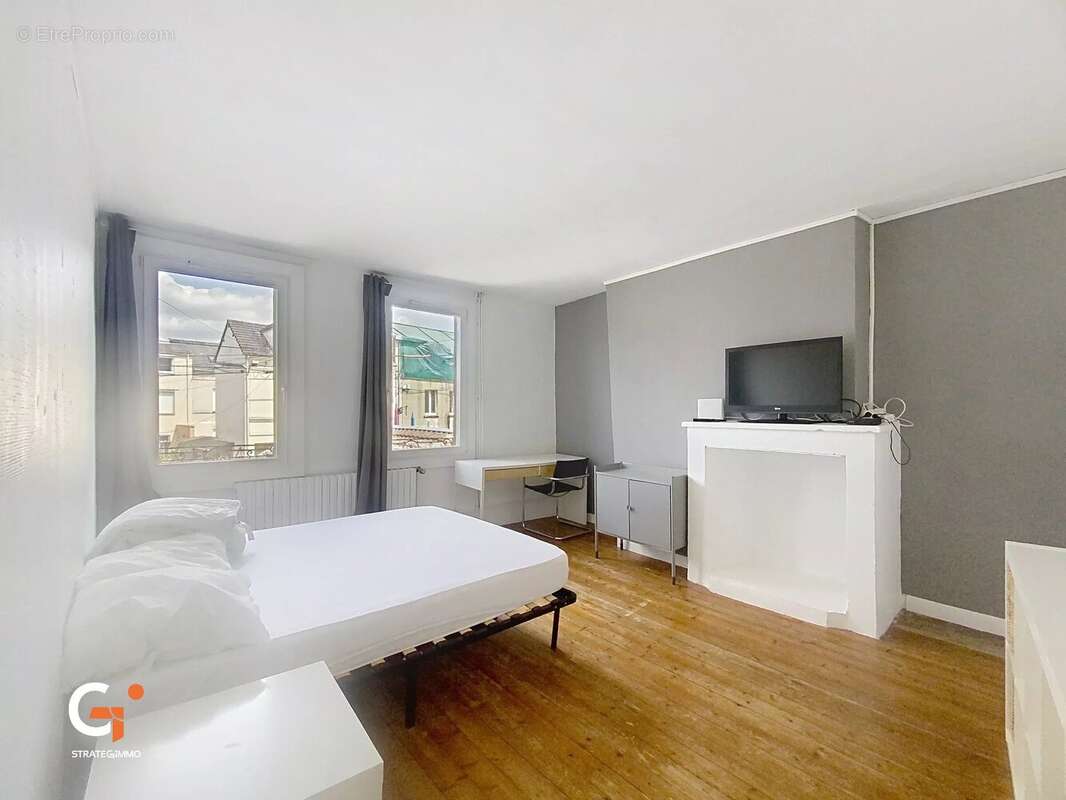 ELBEUF - Maison 135 m²  sur 223 m² Terrain - photo 11