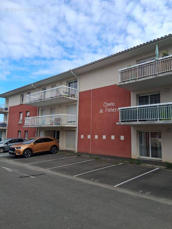 Appartement à BELIN-BELIET