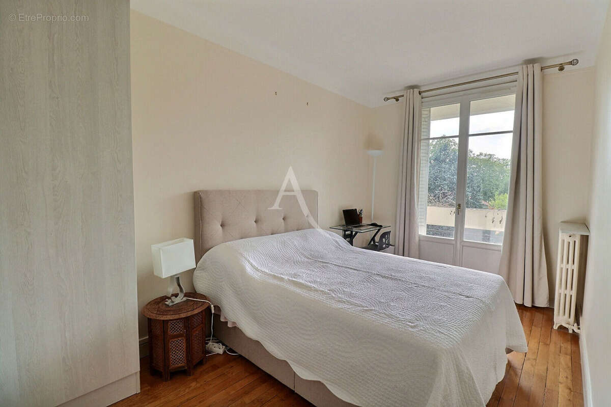 Appartement Parc de Maisons-Laffitte 4p 3ch 78 m2 - photo 10