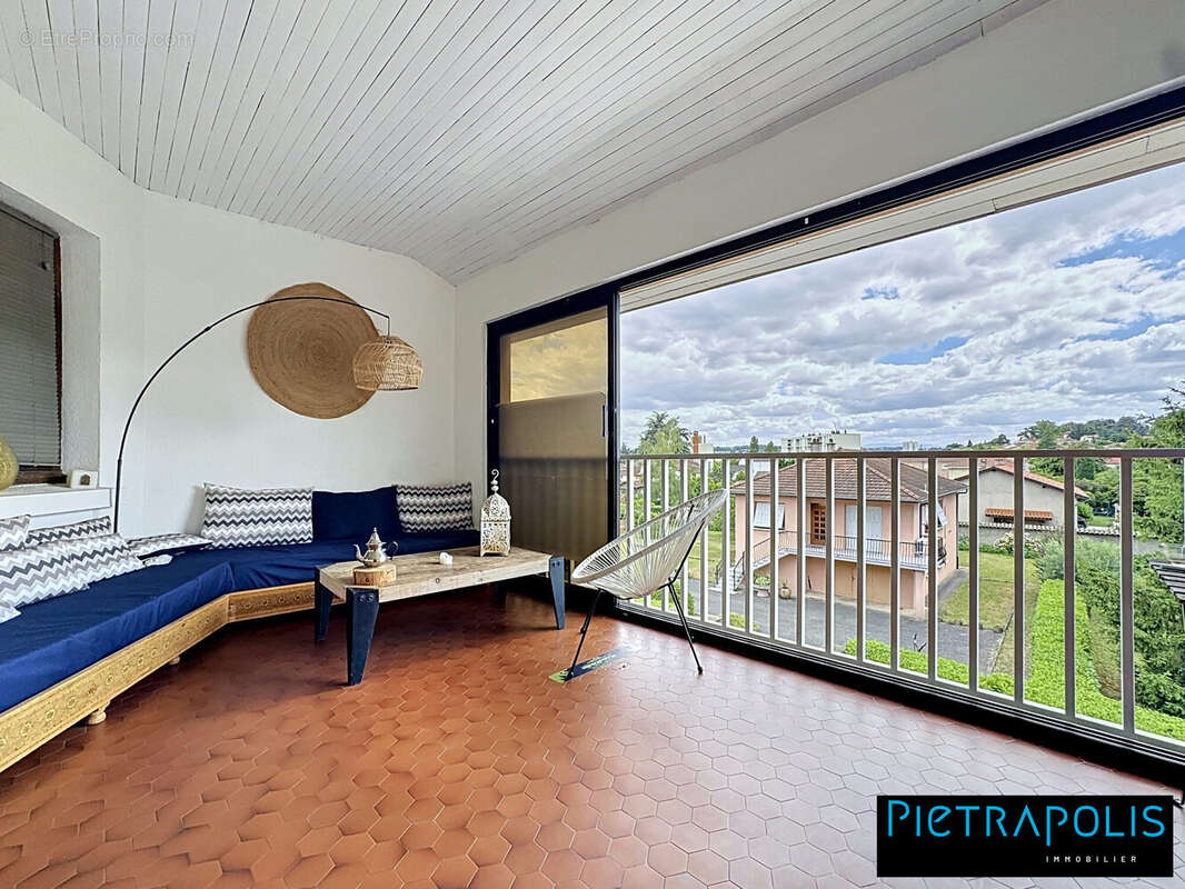 Appartement 152 m² à Pierre-Benite  - photo 5