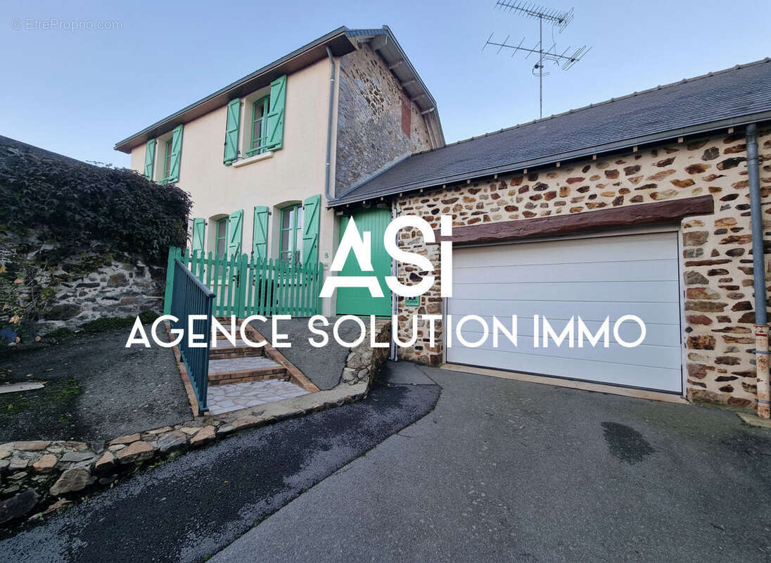 Maison à PORT-BRILLET