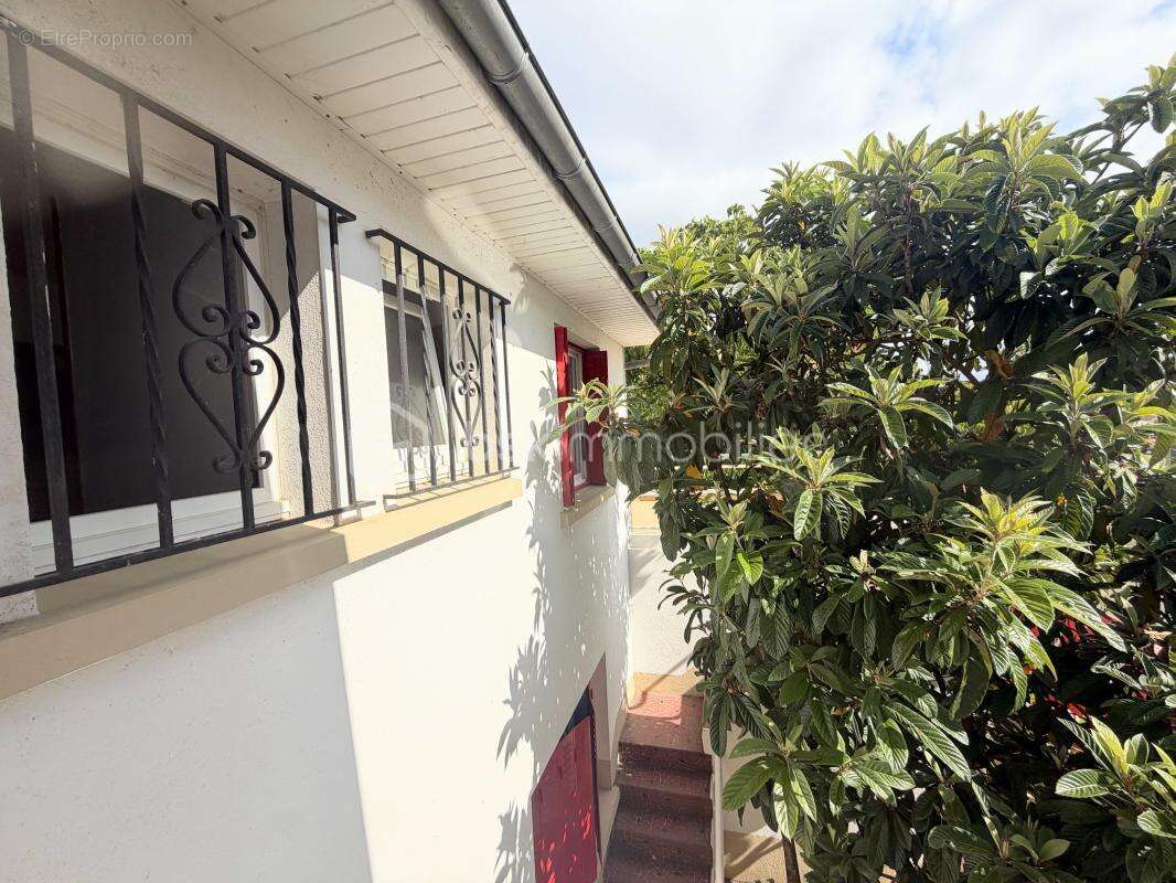 Belle maison entièrement rénovée au goût du jour - photo 20