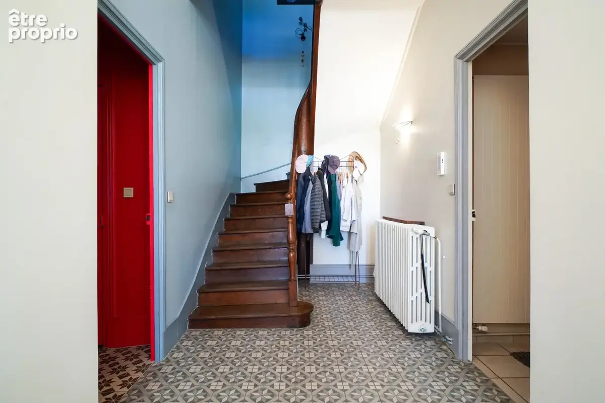 Maison à vendre 10 pièces MACON (71) - photo 3