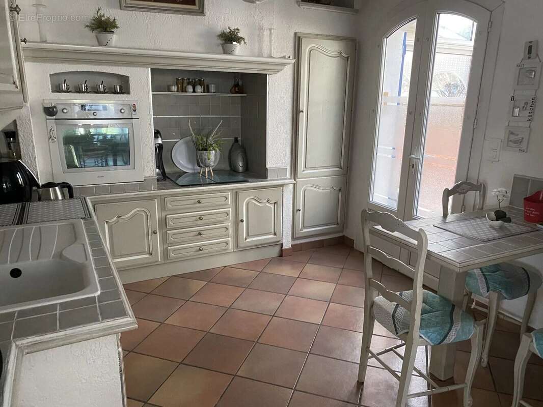 AURIOL VILLA  proche centre - photo 11