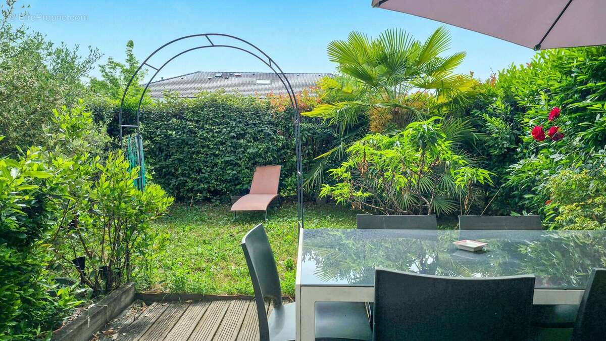 Agréable T2 en rez-de-jardin à Metz-Tessy - photo 2