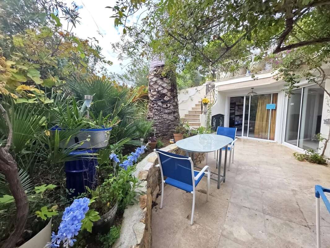 Villa + 2 appartements 294m² vue mer - piscine - Sainte-Maxime - photo 7