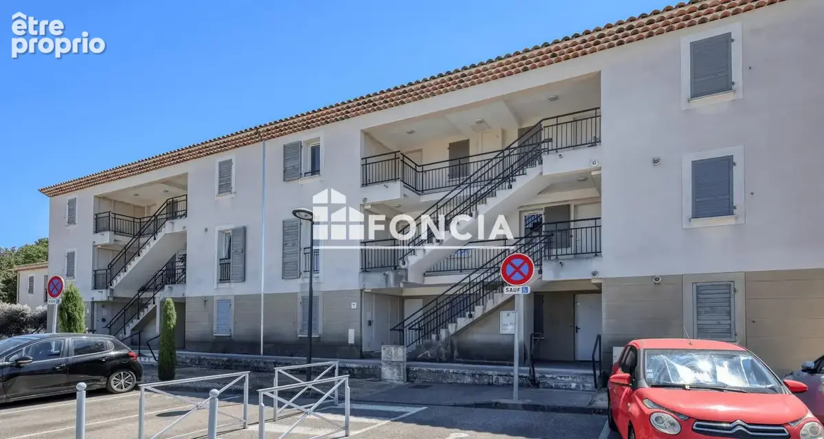 Salon de Provence secteur Bel air , 2 pièces avec terrasse, stationnement dans résidence sécurisée - photo 10