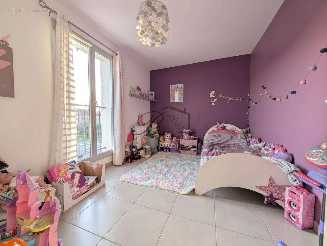 Maison à LA TOUR-D'AIGUES